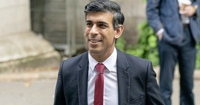 Brian Feeney: Rishi Sunak will make a deal on the protocol