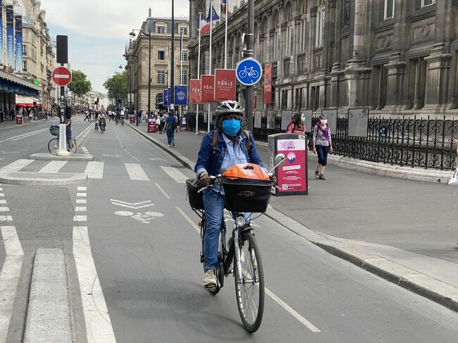 Coronapiste Among 170 New Words To Enter 2022 Edition Of Petit Larousse French Dictionary