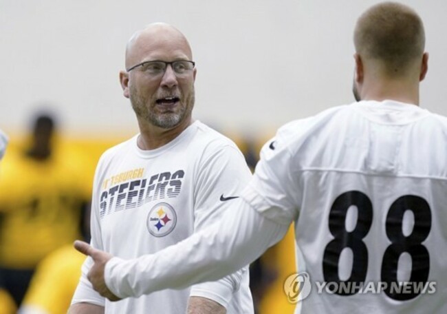 Steelers Embattled Canada Football