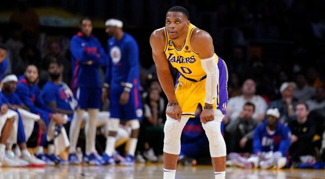 Report: Lakers planning to bring Westbrook off the bench