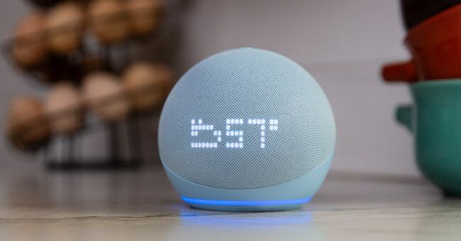 Echo Dot with Clock (2022) review: an almost perfect smart speaker