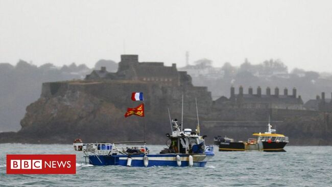 UK ships prepare to leave Jersey after dispute over fishing rights