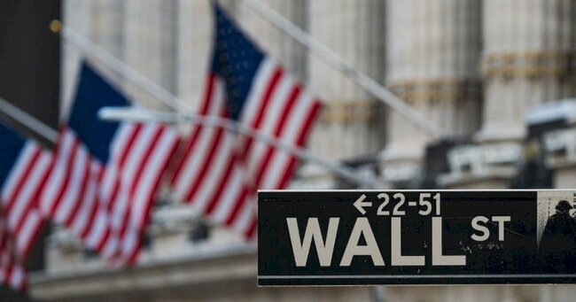 Healthy employment numbers make Wall Street happy