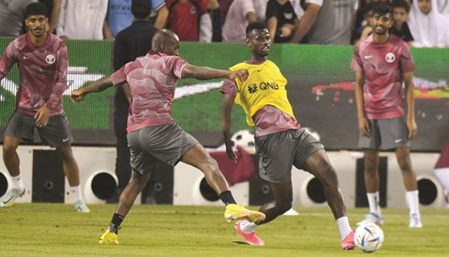 Hosts Qatar face tough task to get out of group stage