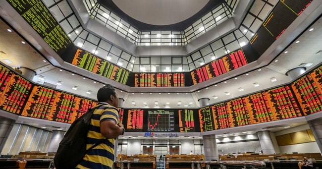 Bursa Malaysia settles the week on positive note
