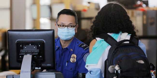 1.6 million people were screened at US airports on Thursday, the highest since the start of the COVID-19 pandemic