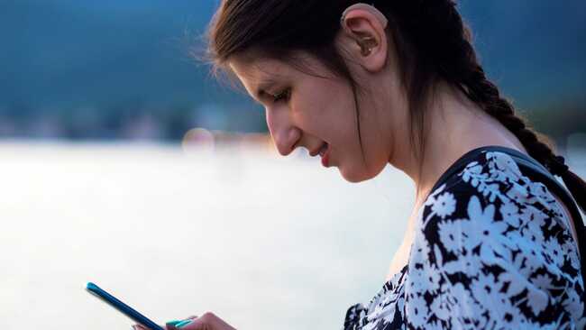 What is an RTT call? How the text accessibility feature lets you send real-time text messages