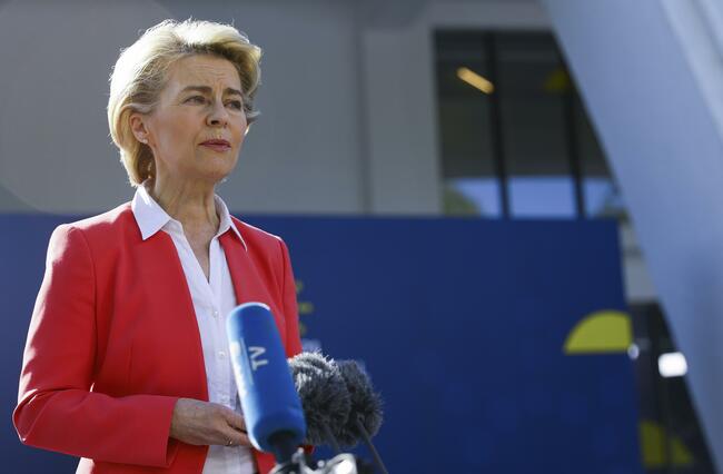 EU agrees potential 1.8 billion-dose purchase of Pfizer jab