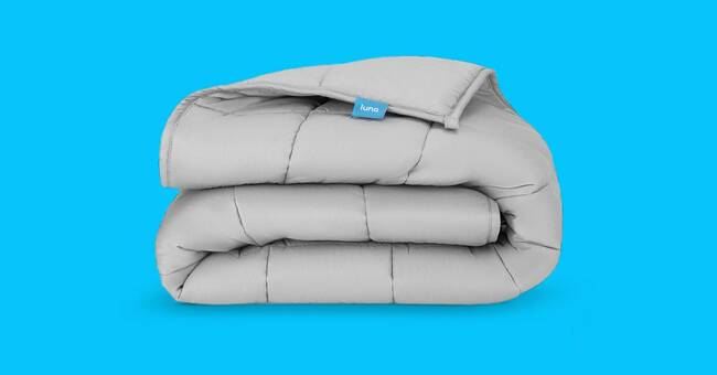 These 5 Great Weighted Blankets Are on Sale Right Now