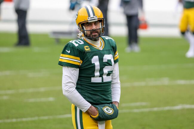 Gamblers Think Aaron Rodgers Will Stay A Packer - But They're Far From Convinced