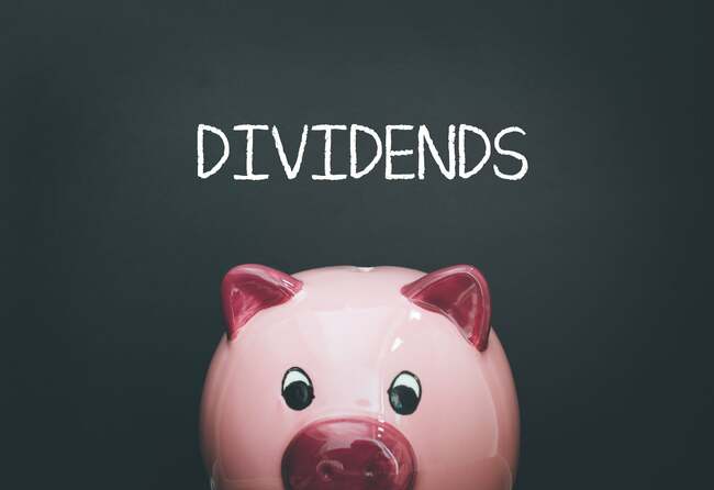 3 Embarrassingly Cheap Dividend Stocks