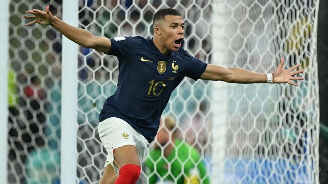 France reach last 16 as Kylian Mbappe's brace beats Denmark