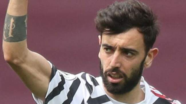 Aston Villa 1-3 Man Utd: Red Devils' comeback keeps Man City waiting on title