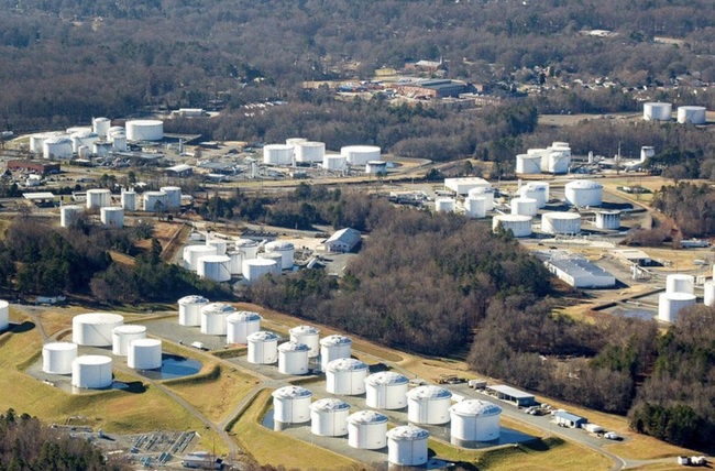 US govt works to help top fuel pipeline operator after cyber attack