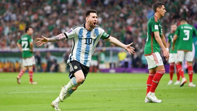 Boxing legend Canelo Alvarez apologises for Messi-Mexico shirt rage
