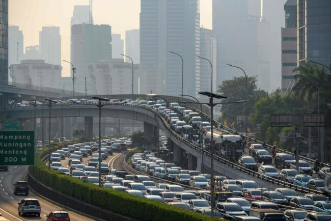 Indonesian consumers show growing confidence - central bank