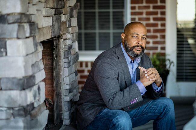 4 Attractive Low-Debt Stock Buys