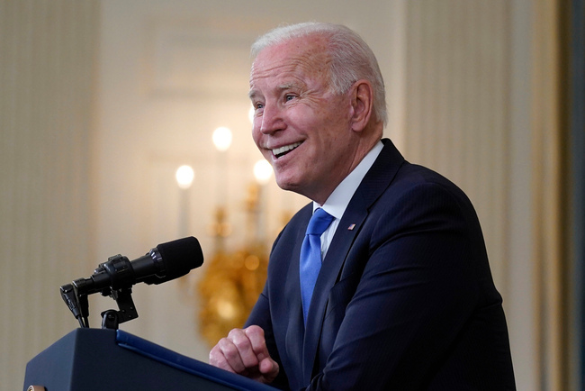 Poll: Biden approval buoyed by pandemic response