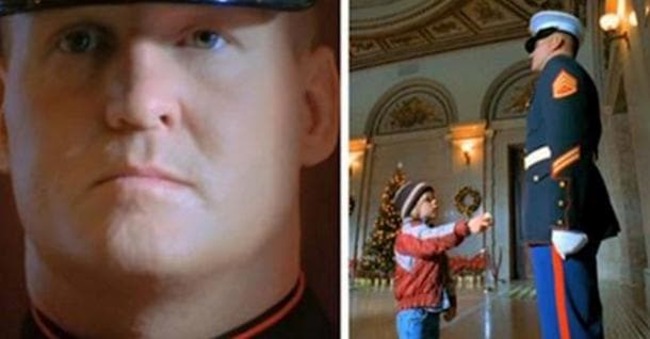 Marine Guard Ignores Little Boy, Then People Notice What He Does With His Left Hand