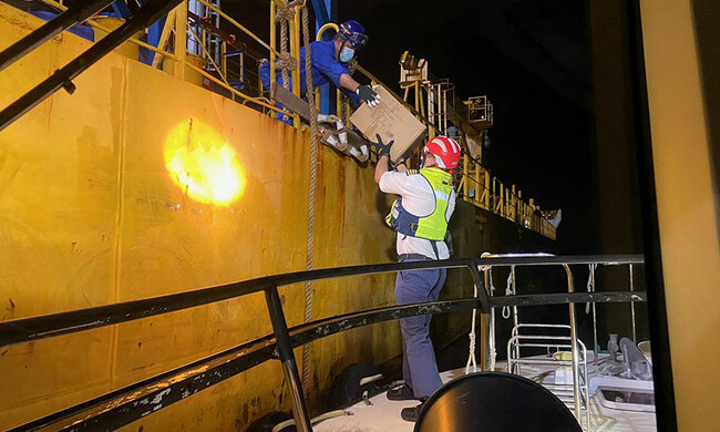 Brisbane mission and pilots team up to help Inge Kosan seafarers