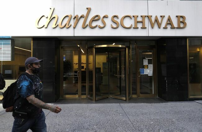 At $72, Is Charles Schwab Stock Still Attractive?