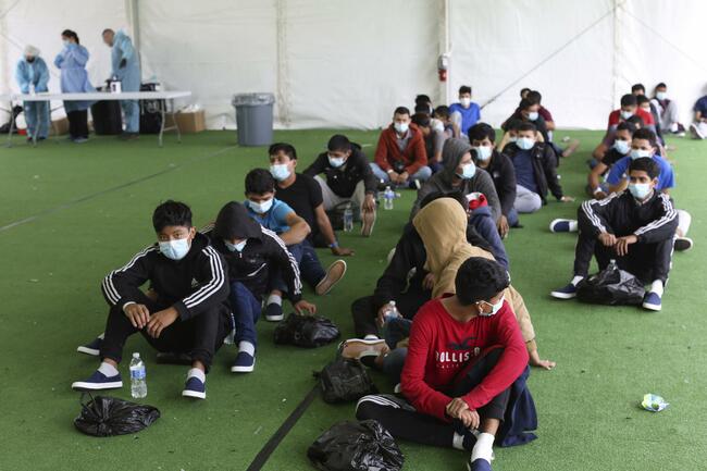Migrant children held in mass shelters with little oversight