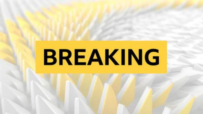 Manchester City win Premier League title after Manchester United lose to Leicester