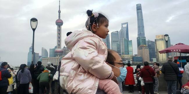 Chinese couples stick with one child, fueling population crisis