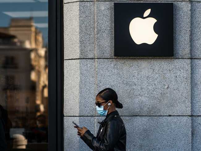 Apple's privacy change is already crushing advertisers