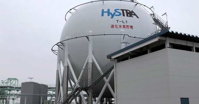 Too cold to handle? Race is on to pioneer shipping of hydrogen