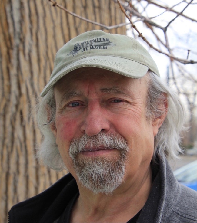 Big Pivots: Renewables move forward in Colorado, but in Wyoming? Not so fast