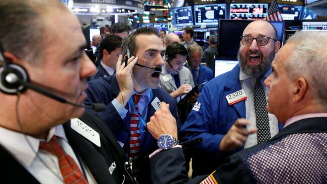 Stock futures fall ahead of key inflation report