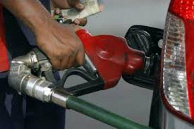 India's fuel sales drop 9.4% in April on COVID wave