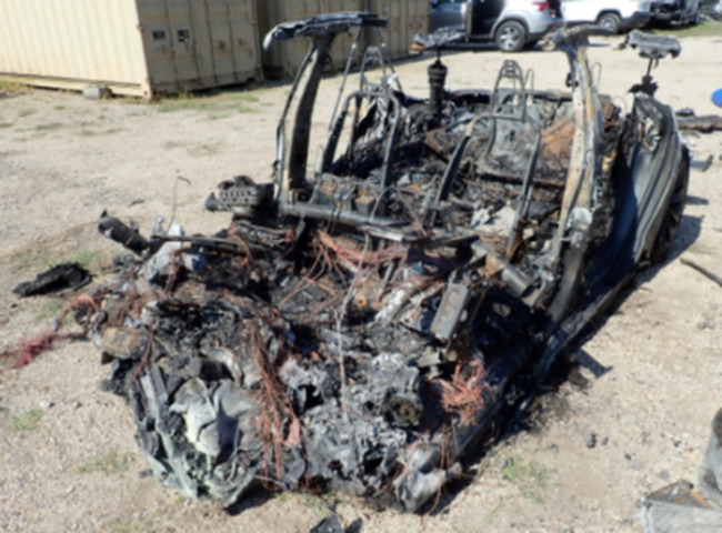 "Burned Alive": Friend Of Tesla Wreck Victim Claims Driver Was "Trying To Save His Life" By Climbing In Back Seat