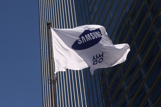 Samsung Electronics' Q4 operating profit set to plunge nearly 70%