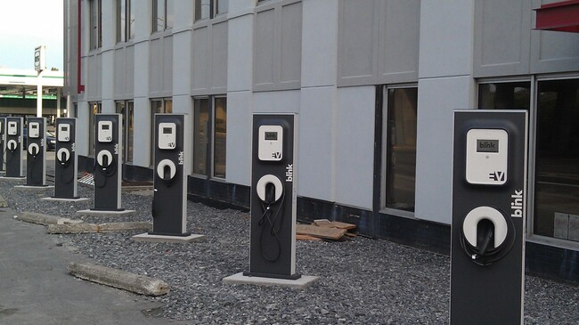 Earnings Previews: Airbnb, Aurora Cannabis, Blink, Disney, Luminar