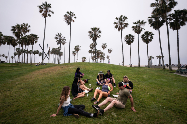 COVID: US coronavirus deaths are at a 10-month low