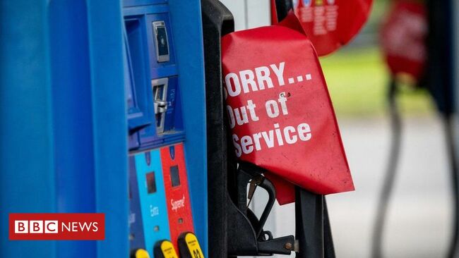 Colonial Pipeline: US petrol prices hit seven-year high