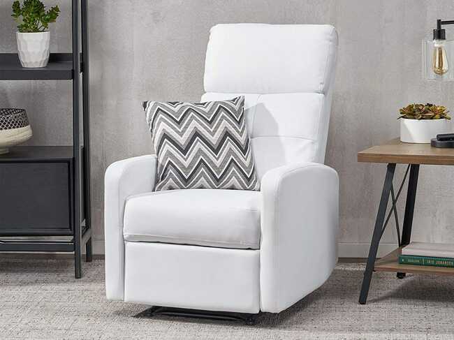 10 white chairs you can find on Amazon