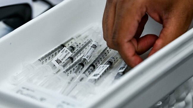 COVID: 'Intriguing' results when you mix vaccines