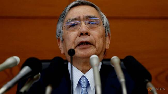 Kuroda says BOJ ready to buy ETFs 'boldly,' drops no hints on when