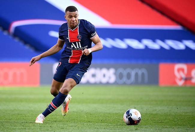 Kylian Mbappe could move to Real Madrid because of Aguero
