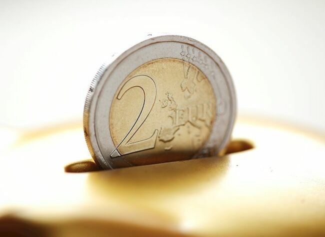 EUR/USD Price Analysis: The 100-day SMA holds the downside'??for now