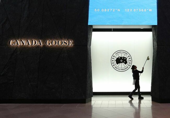 Online orders help rescue Canada Goose's quarter