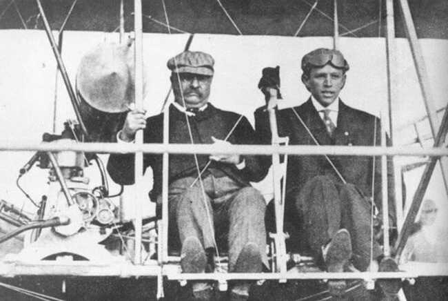 Here's how much Air Force One has changed since the beginning of powered flight