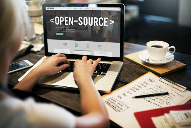 Open-source developers under corporate pressure to adopt less-permissive licenses, Percona CEO says