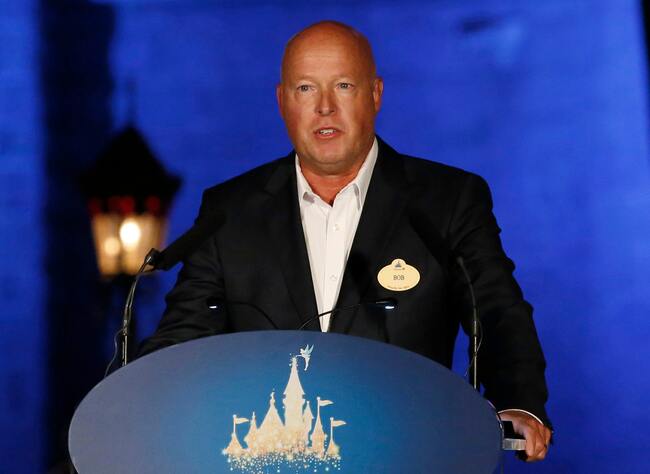 Disney misses on parks revenue, streaming subscribers but sees strong growth ahead