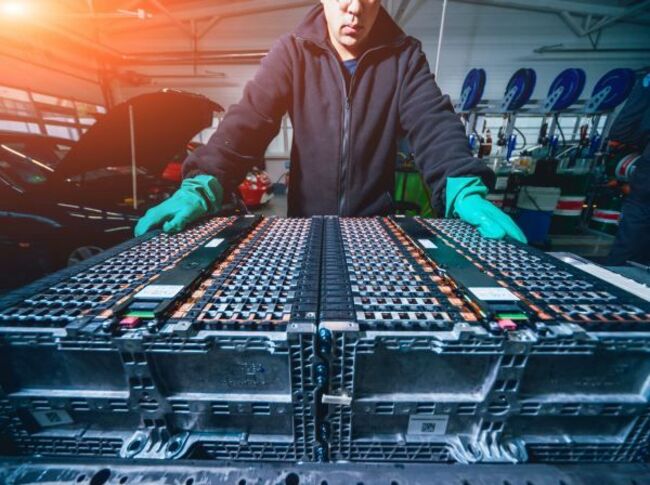 Quantum Computing Improves Battery Design Modeling