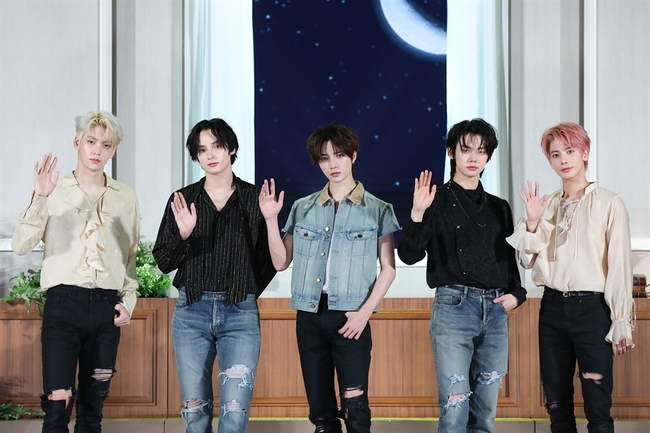 TXT brings together 'pansori' and fairy tale in new song 'Sugar Rush Ride'