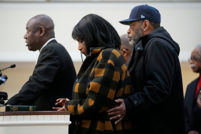 Memphis police chief defends SCORPION unit as Nichols’s family attorneys call to disband it. Here’s what to know.